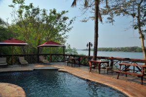 Zambezi Waterfront pool