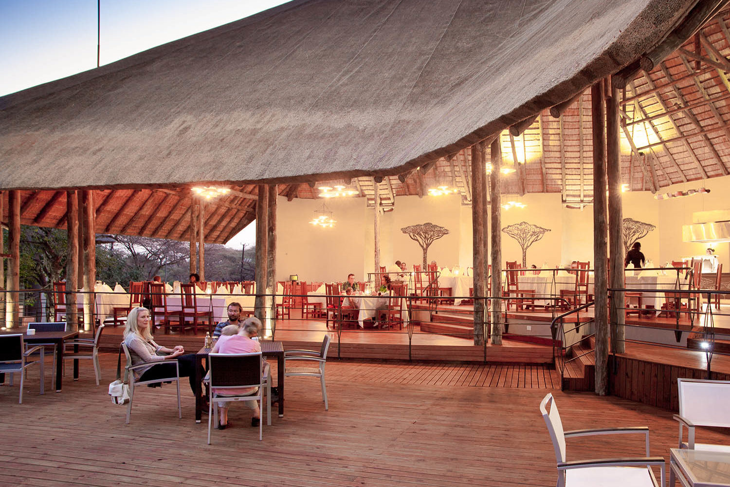 chobe bush lodge botswana-lodges-chobe-national-park-dining-area
